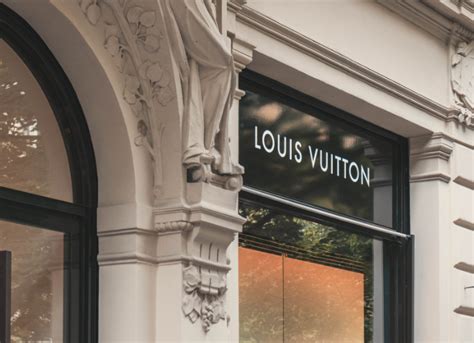 louis vuitton groupe lvmh|louis vuitton moët hennessy.